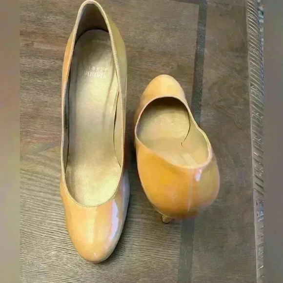 Stuart Weitzman Women's Tan Courts Size 10 - Picture 1 of 5